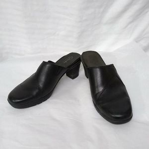CLARKS Womens Shoes Black Slip-On 3" Heels Mules Clogs Size  8M